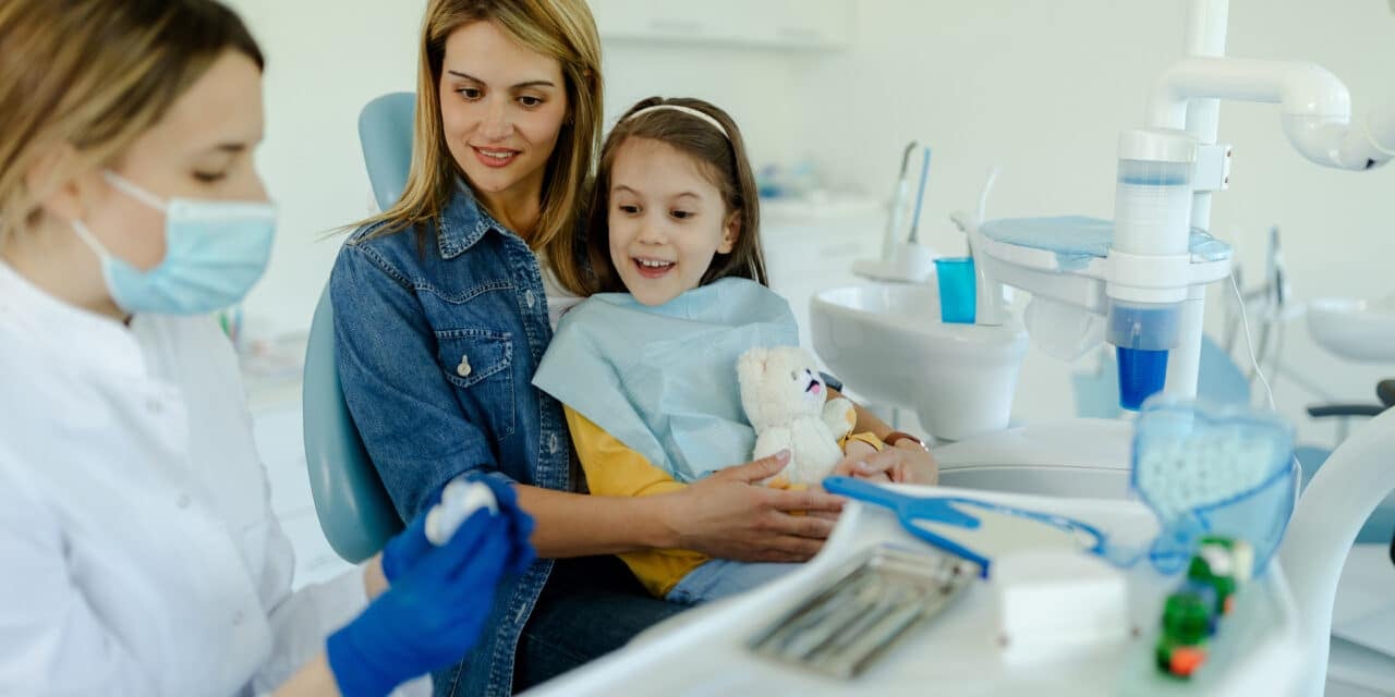 What’s the Difference Between a Family Dentist & a General Dentist?